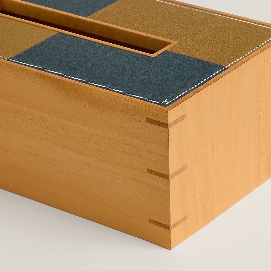Pleiade en Casaque tissue box, large model | Hermès Mainland